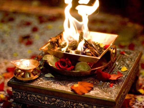 Vedic Yagya, Yadnya, Pooja, Hawan, Yajna Book Yagya Online in Delhi Vedic Yagya, Yadnya, Pooja, Hawan, Yajna Book Yagya Online in Delhi